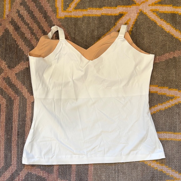 Knix XXL luxe lift  white v neck tank Top - Picture 4 of 7